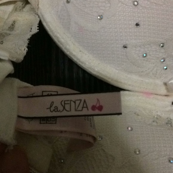 White Rhinestone Bra - Picture 3 of 4